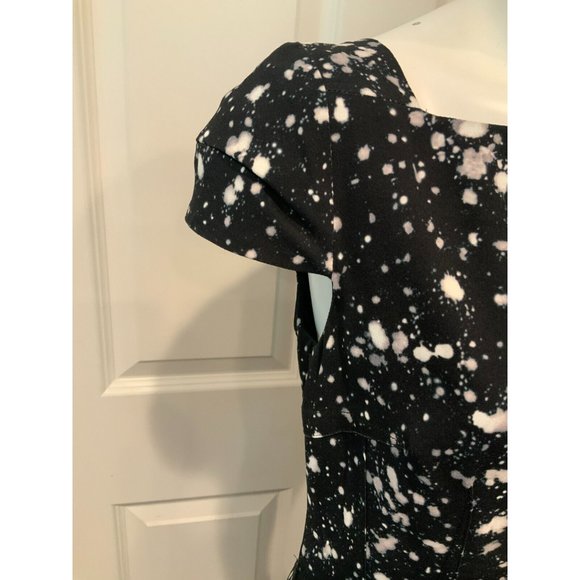 Michael Kors Collection Black & White Splatter Pattern Dress, Size 8 - Picture 3 of 8